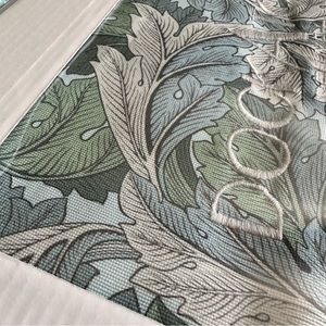 DockATot Deluxe+ Spare Cover // Morris & Co. Collection